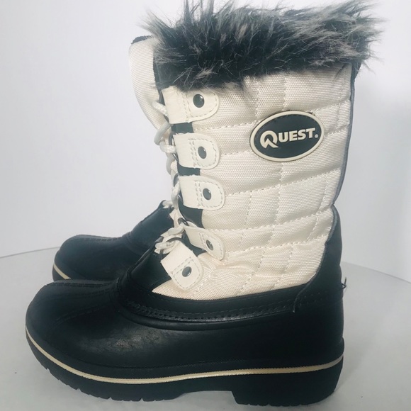 Quest Other - Quest Snow Boots White/Black With. Plush Kids 13